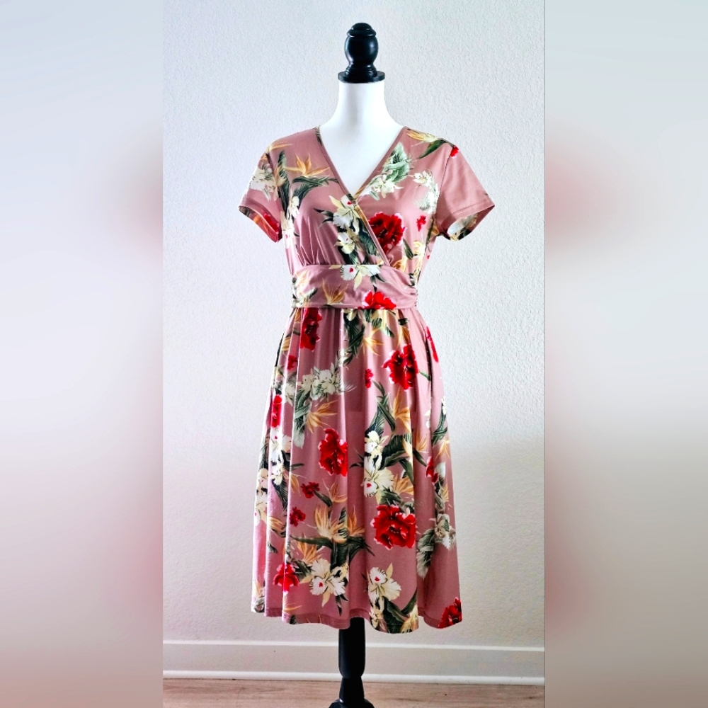 Ouges Floral Wrap-Look, Pink/Red/Green/White Dres… - image 1